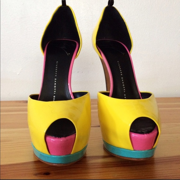 Giuseppe Zanotti size 6 - Picture 3 of 3